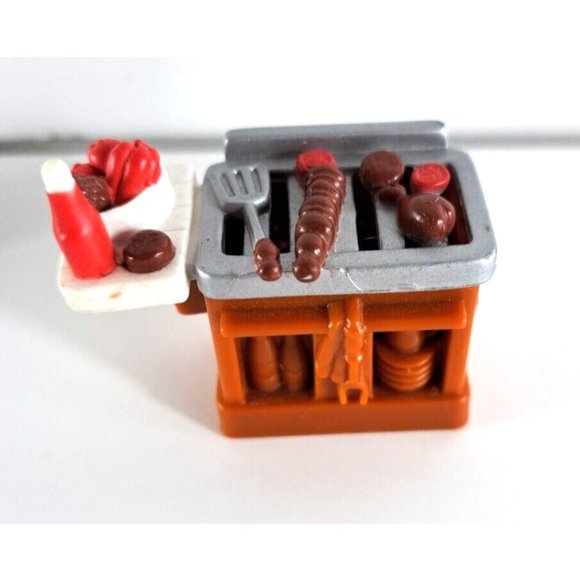 Fisher Price Sweet Streets Dad Brother Figure With Grill Go Anywhere Dollhouse - Picture 2 of 3